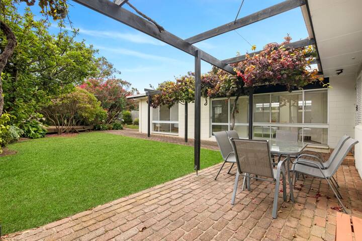 Price Central Torquay 32