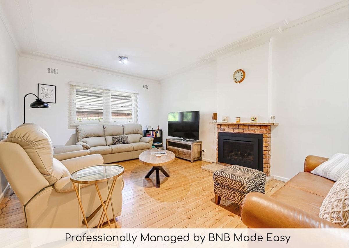 Top performing Airbnb: Hideaway on March - Close to CBD & Duntryleague in Orange City Council
