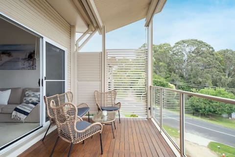 Stunning Water View Home - Moments from Town