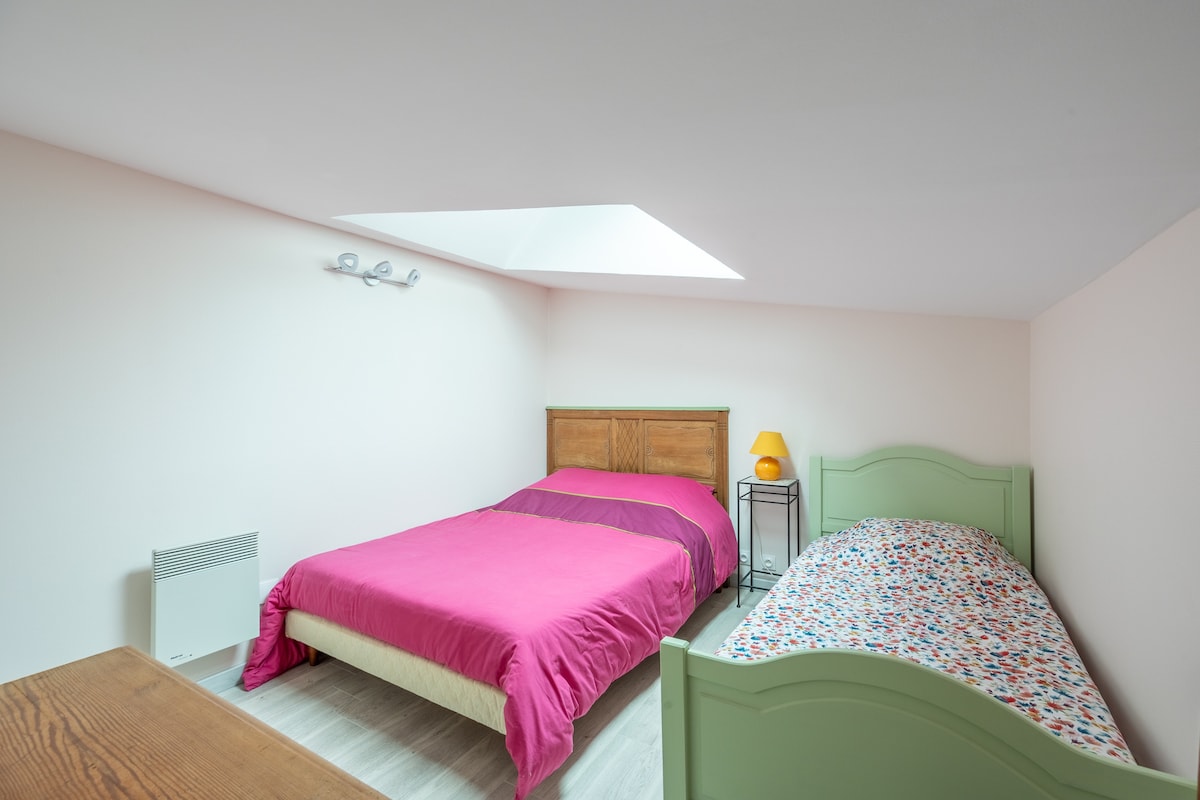 საძინებელი 1