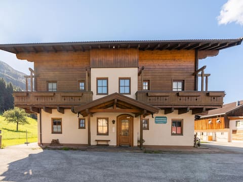 Chalet in Mittersill near Ski Slopes