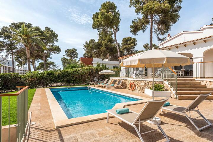 Villa Adriana Tomas gallery image 3