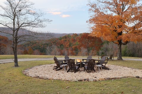 Almost Heaven Jasper Retreat w/ Amazing Fall View