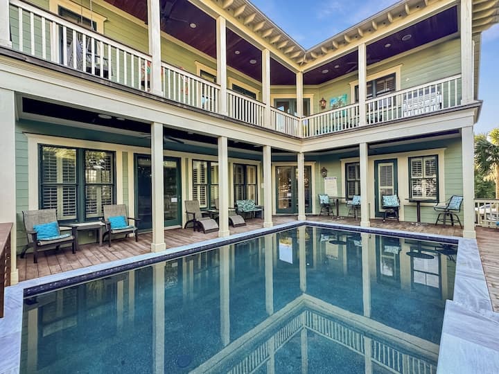 6 Br Home, Steps To Beach, Private Pool & Hot Tub - Sullivan's Island, SC