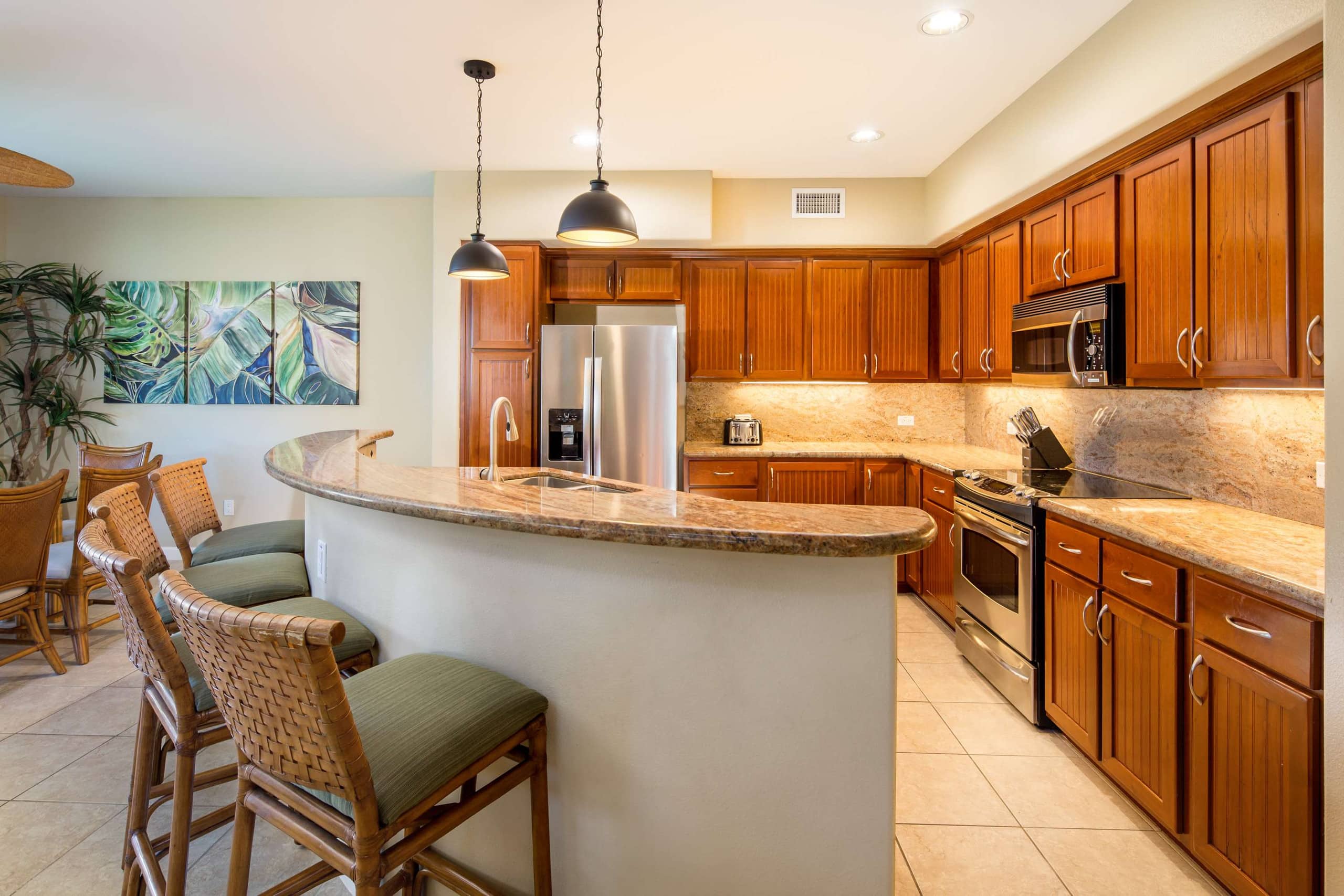 Hale Laki Stunning Resort Condo, Walk to Beach - Photo 4