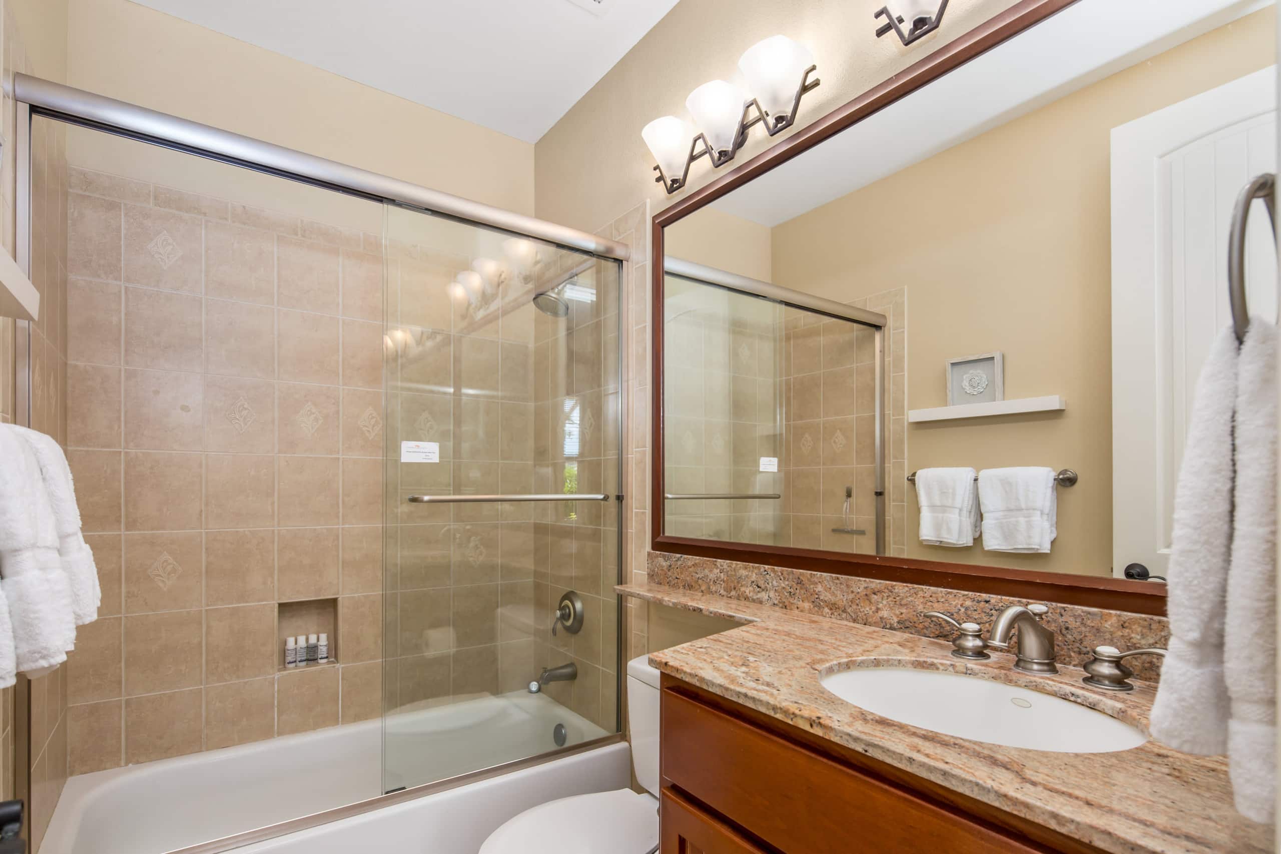 Hale Laki Stunning Resort Condo, Walk to Beach - Photo 10