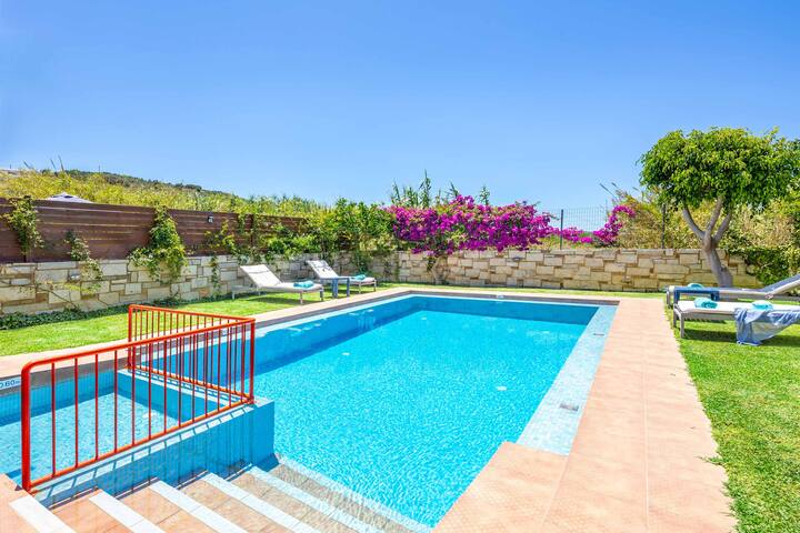 Villa Portokalia Platanias gallery image 2