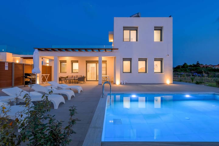 Villa Panaxia Votsalo gallery image 2