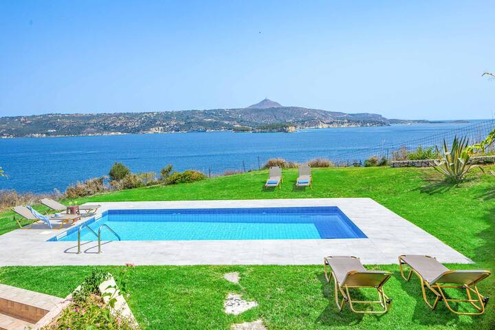 Villa Aptera gallery image 2