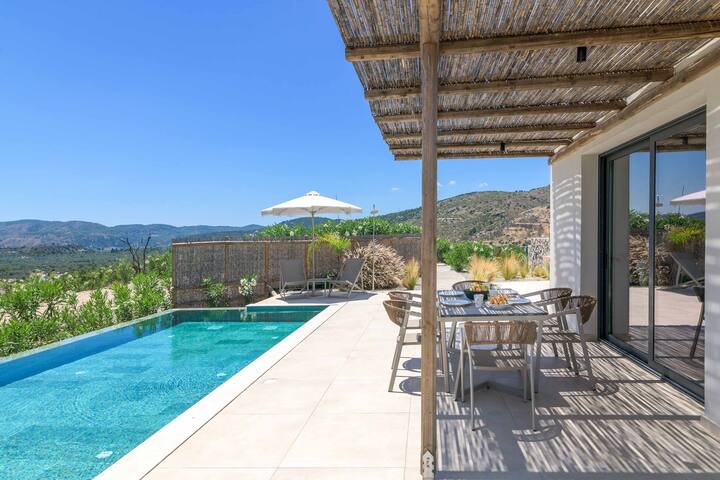 Massari Hills Villa 9 gallery image 3