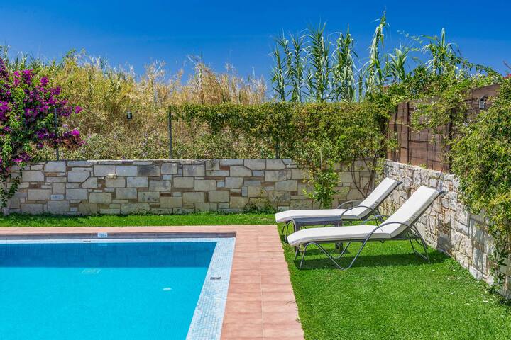 Villa Mandarin Platanias gallery image 4