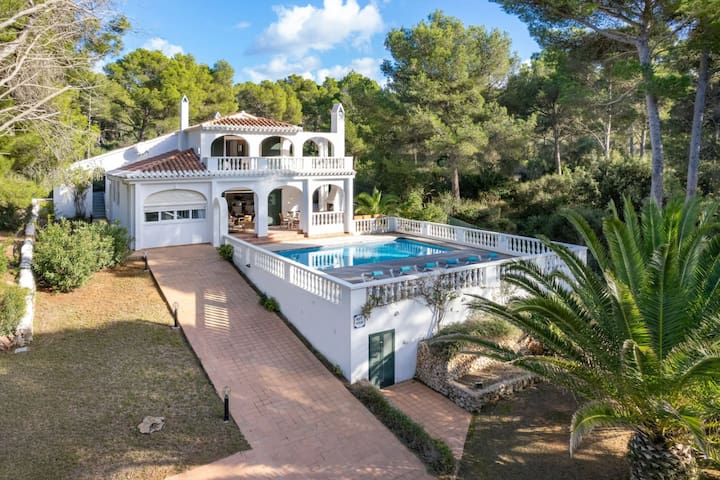 Villa Monte Peñedo by 3 Villas Menorca