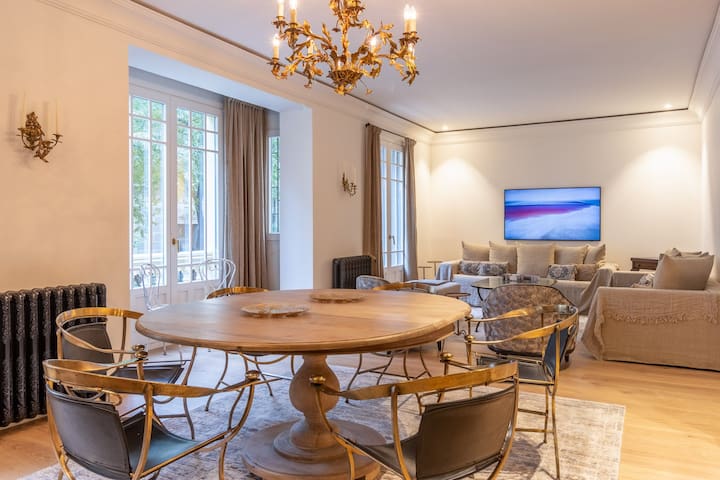 Spacious & Stylish Flat for 6 in Salamanca gallery image 5