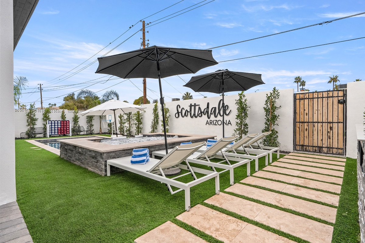 The Camel - Giant Hot Tub & Heated Pool - Houses for Rent in