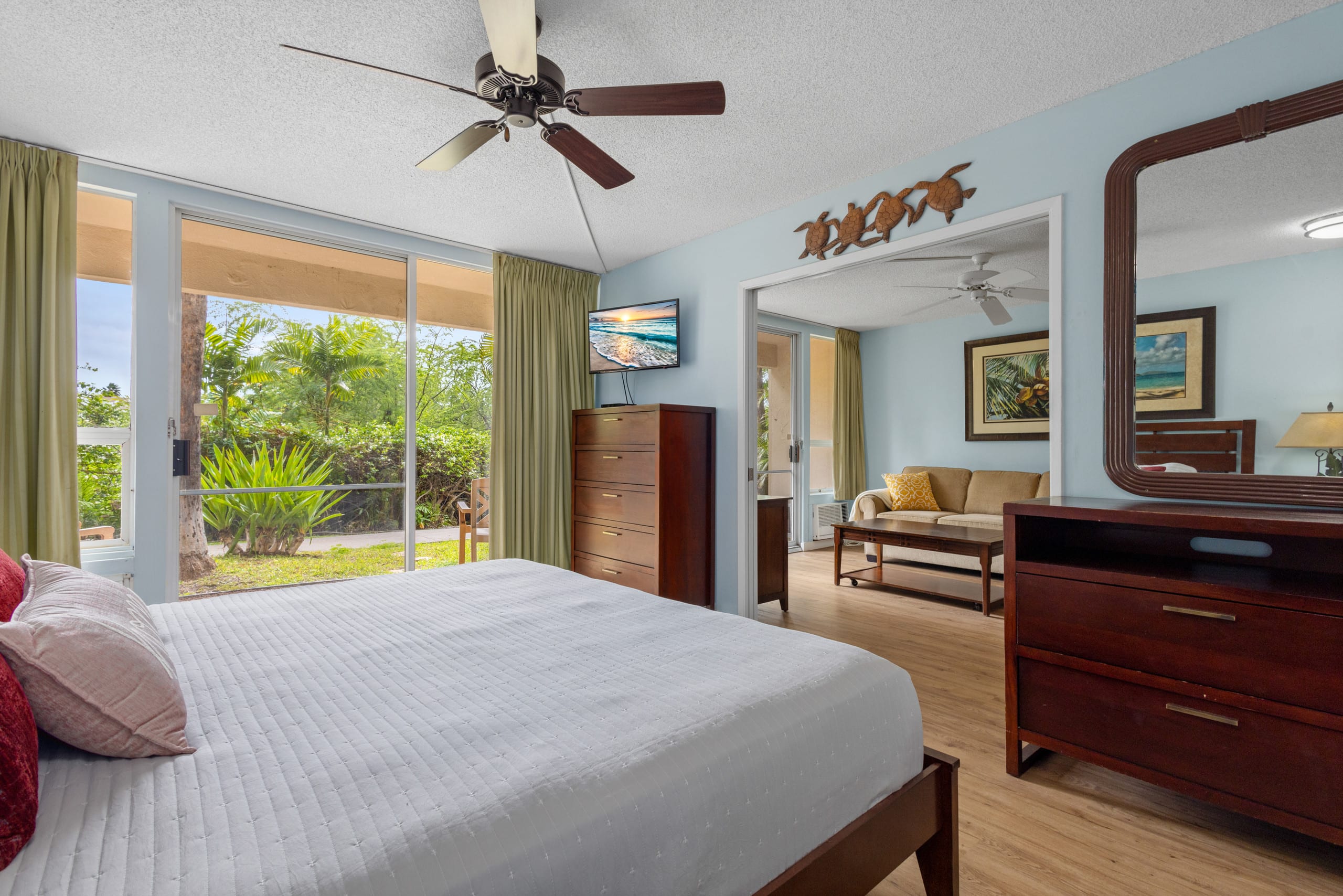 Condo in Kihei · ★4.63 · 1 bedroom · 2 beds · 2 shared baths - Image 11