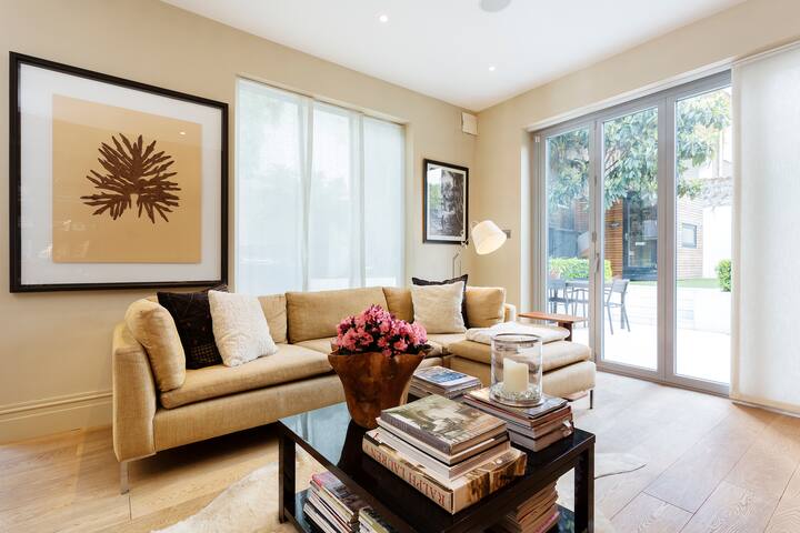 Flawless Hideout by Veeve gallery image 5