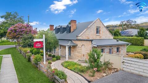Loch Lomond Lodge – central and charming