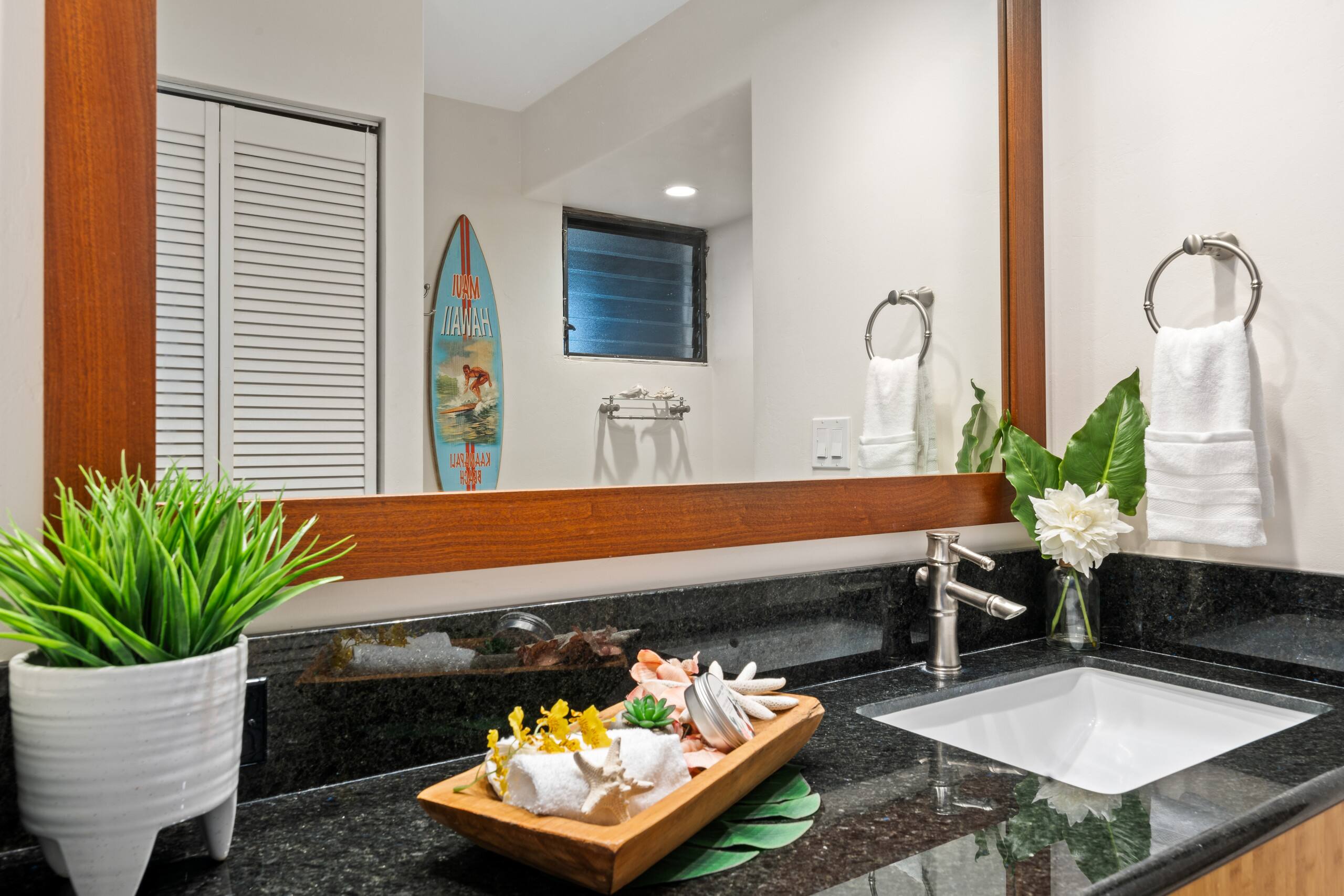 Condo in Lahaina · ★4.86 · 1 bedroom · 2 beds · 1 bath - Image 26