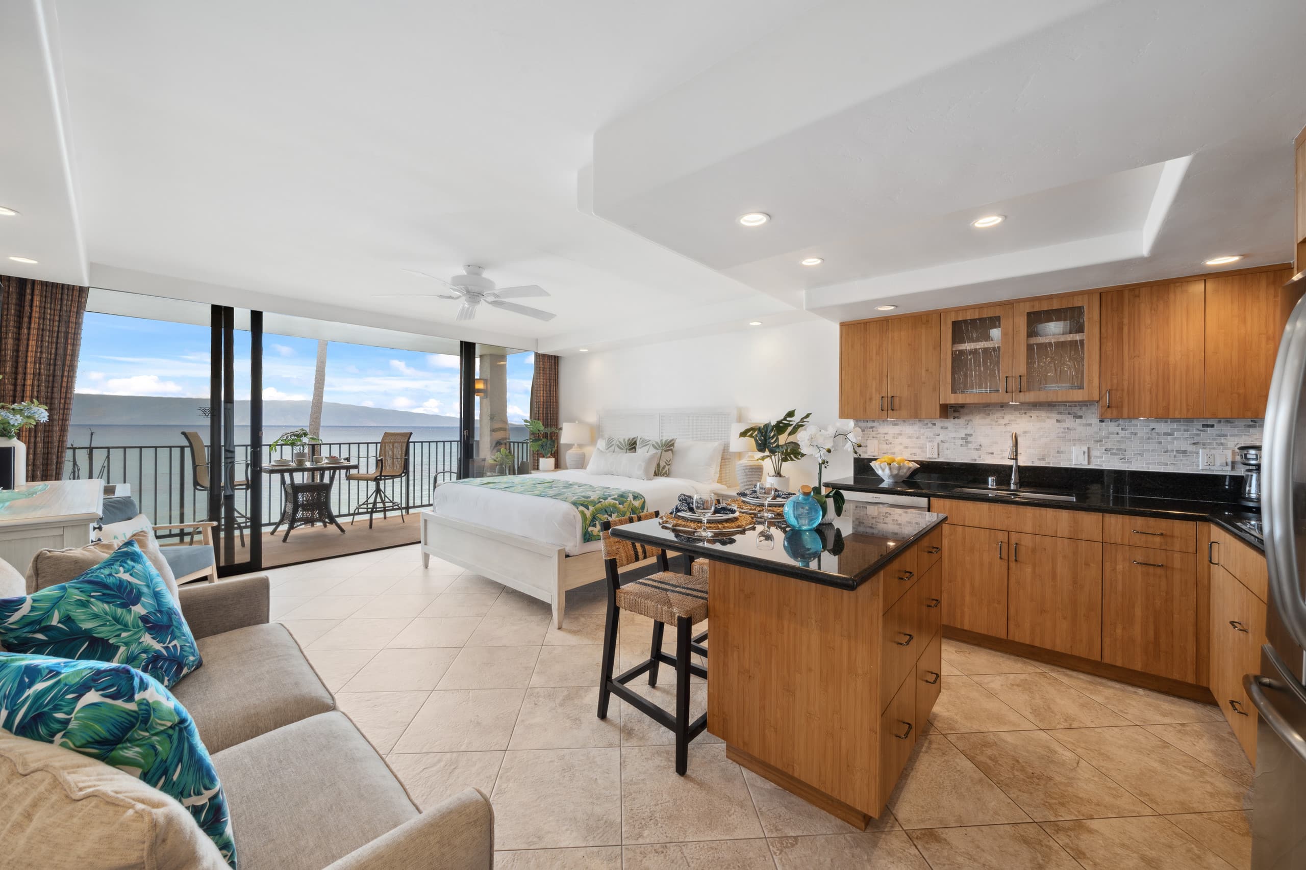 Condo in Lahaina · ★4.86 · 1 bedroom · 2 beds · 1 bath - Image 19
