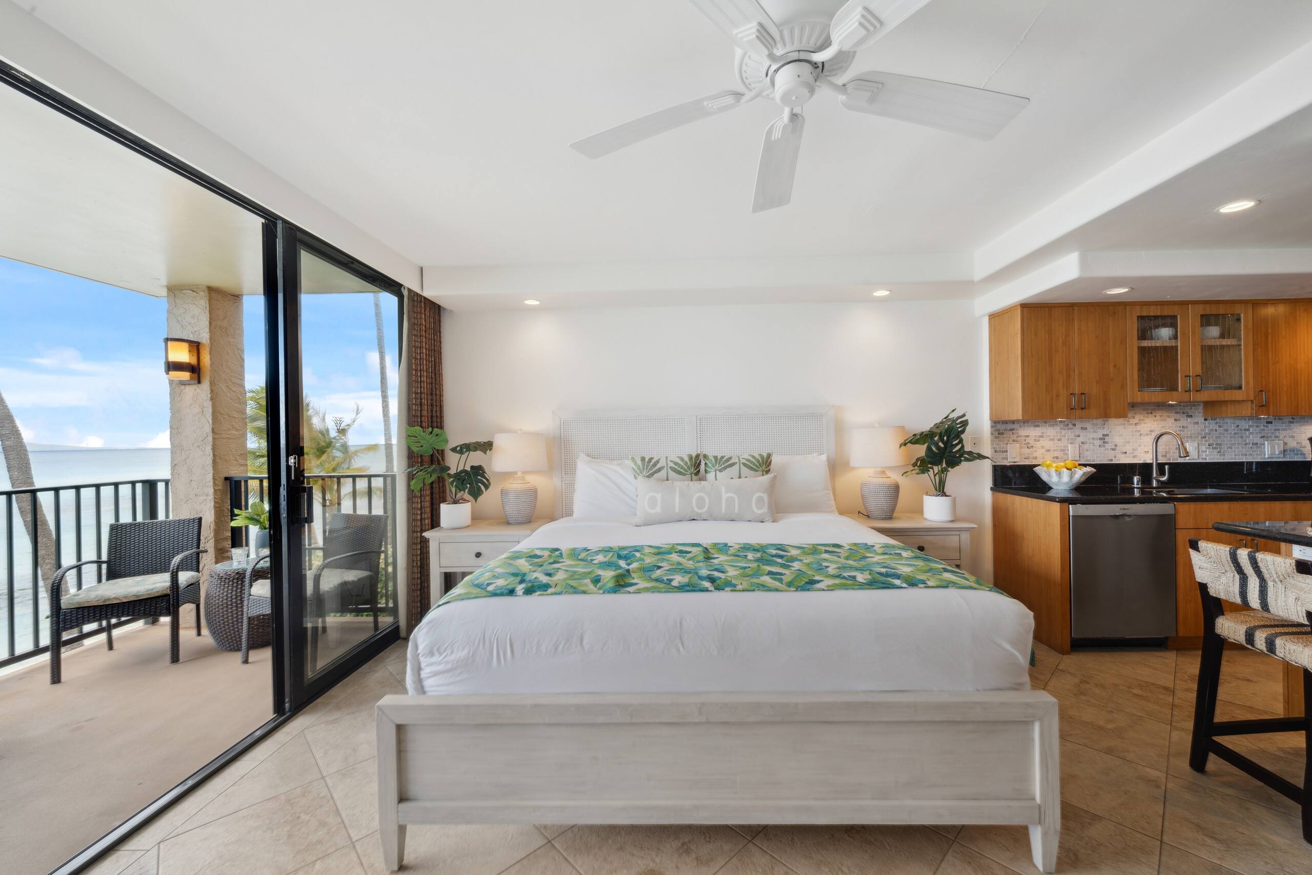 Condo in Lahaina · ★4.86 · 1 bedroom · 2 beds · 1 bath - Image 12