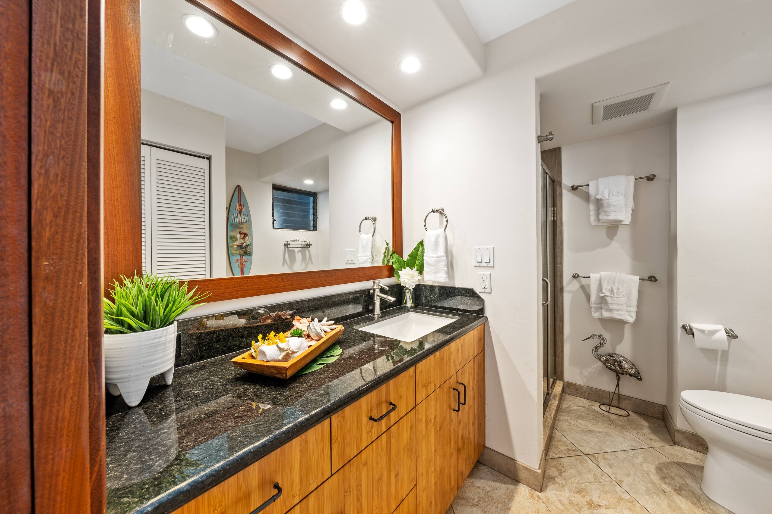 Condo in Lahaina · ★4.86 · 1 bedroom · 2 beds · 1 bath - Image 25