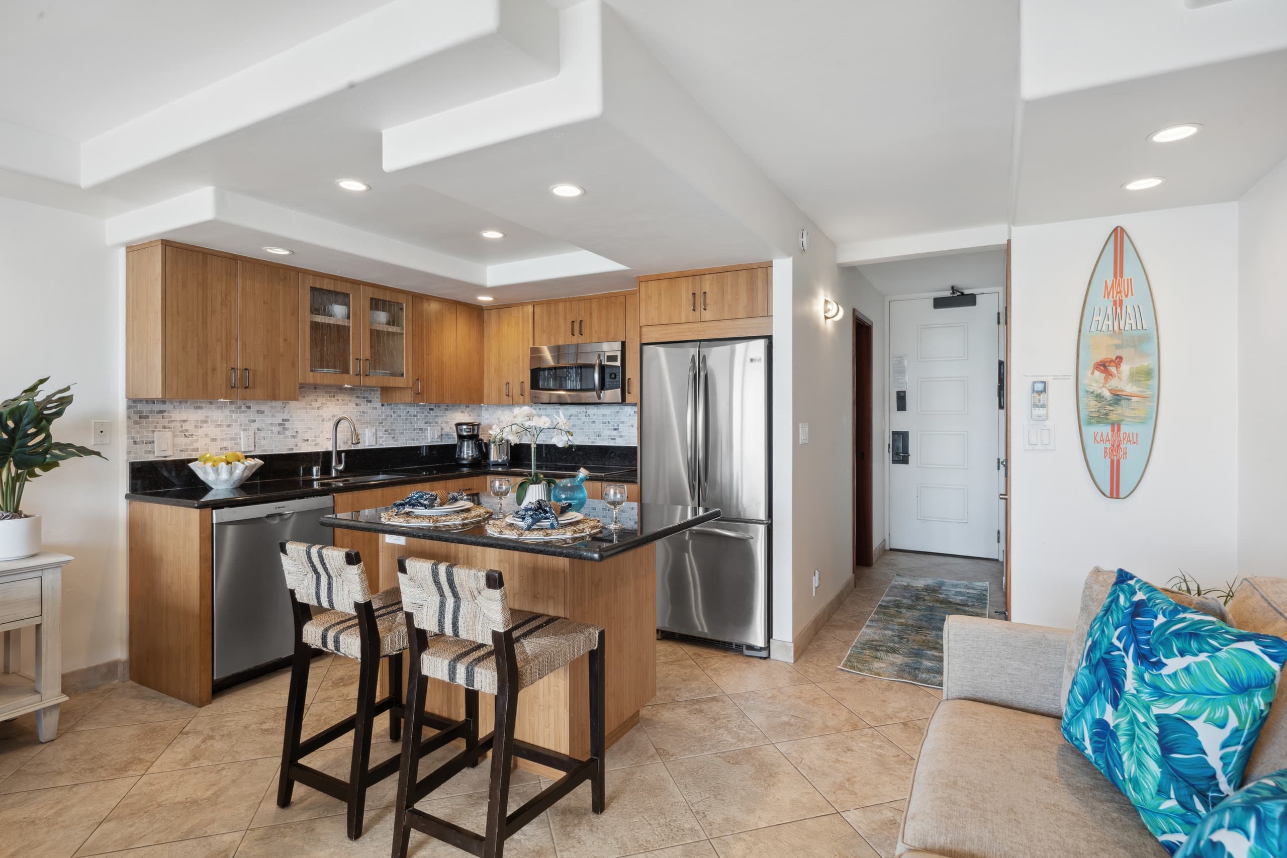 Condo in Lahaina · ★4.86 · 1 bedroom · 2 beds · 1 bath - Image 2