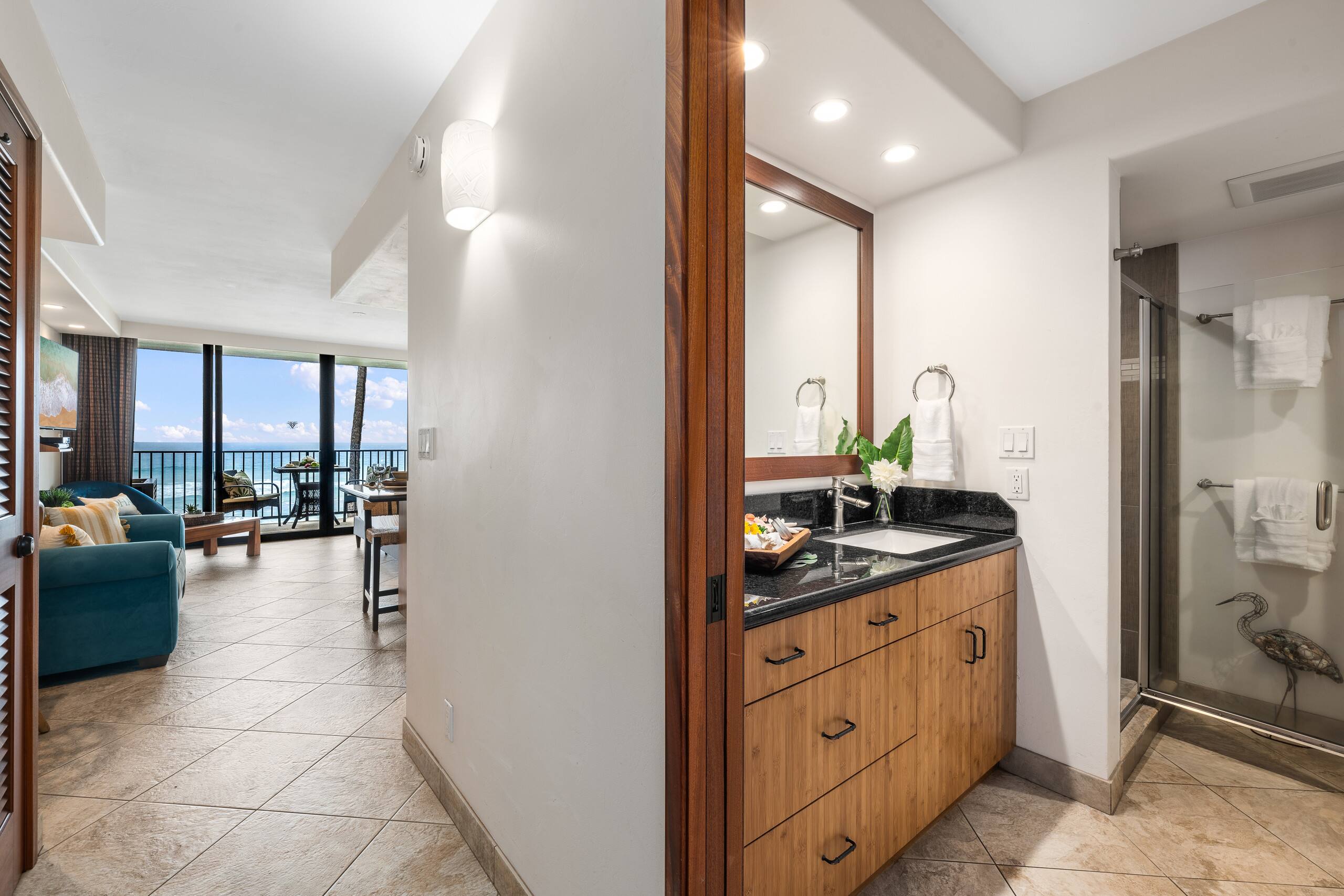 Condo in Lahaina · ★4.86 · 1 bedroom · 2 beds · 1 bath - Image 22