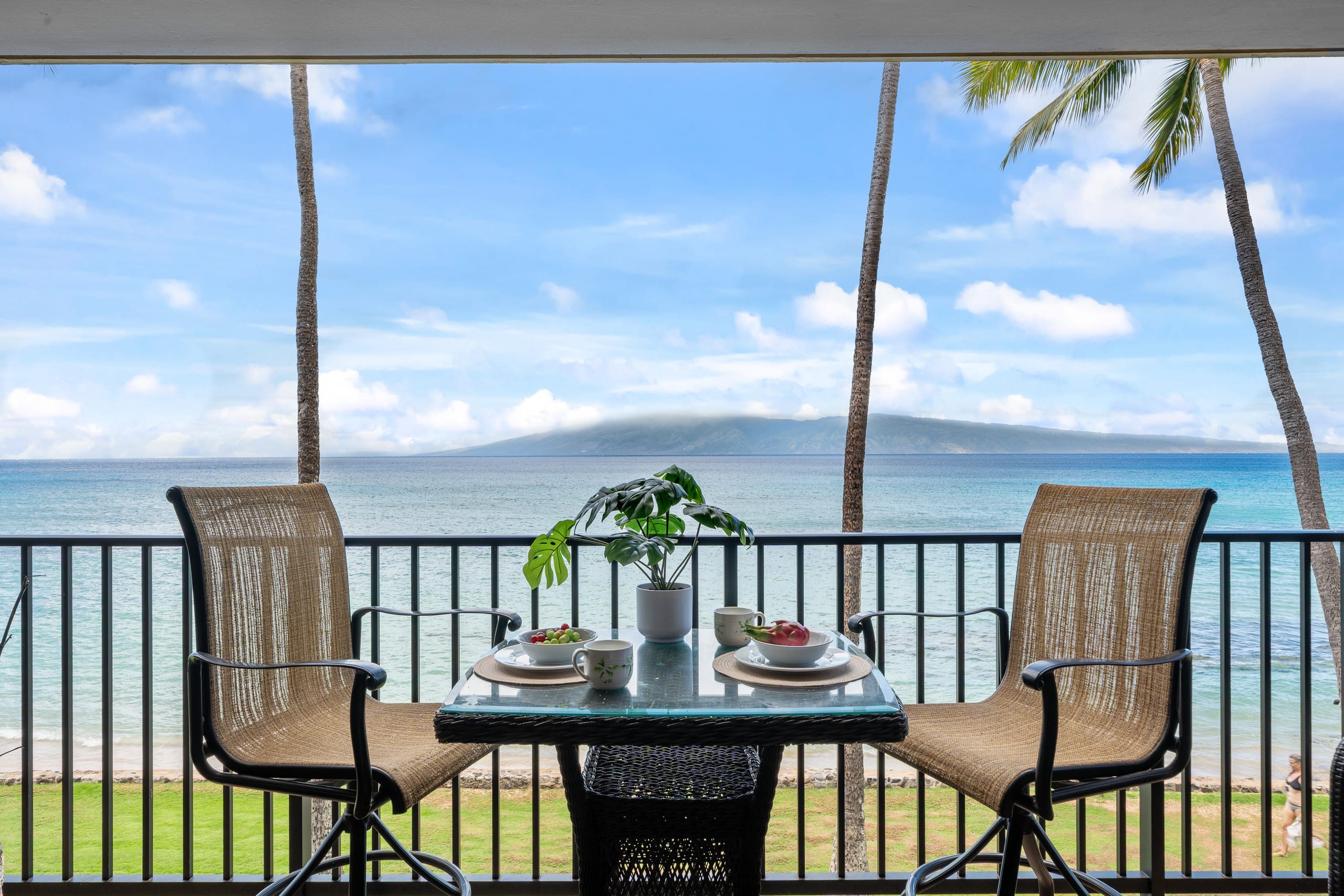 Condo in Lahaina · ★4.86 · 1 bedroom · 2 beds · 1 bath - Image 1