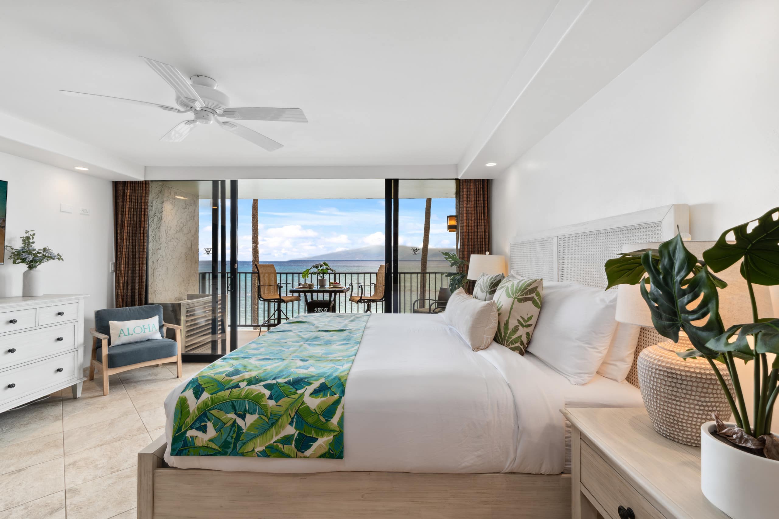 Condo in Lahaina · ★4.86 · 1 bedroom · 2 beds · 1 bath - Image 3