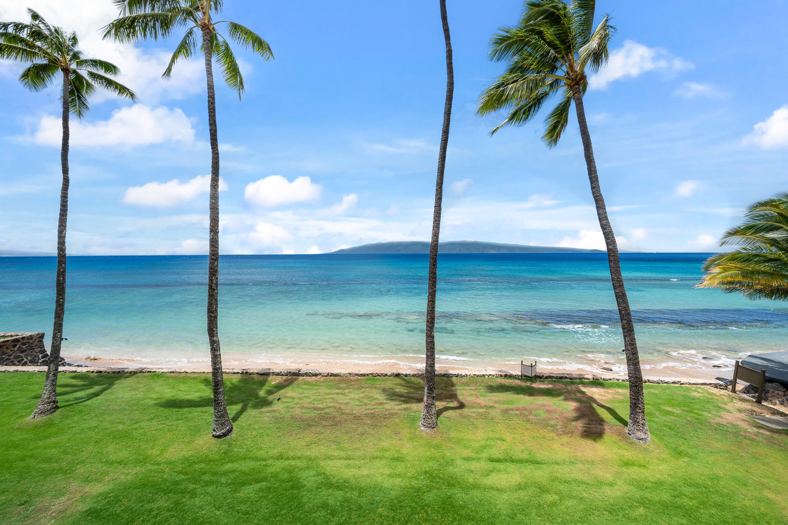 Condo in Lahaina · ★4.86 · 1 bedroom · 2 beds · 1 bath - Image 11