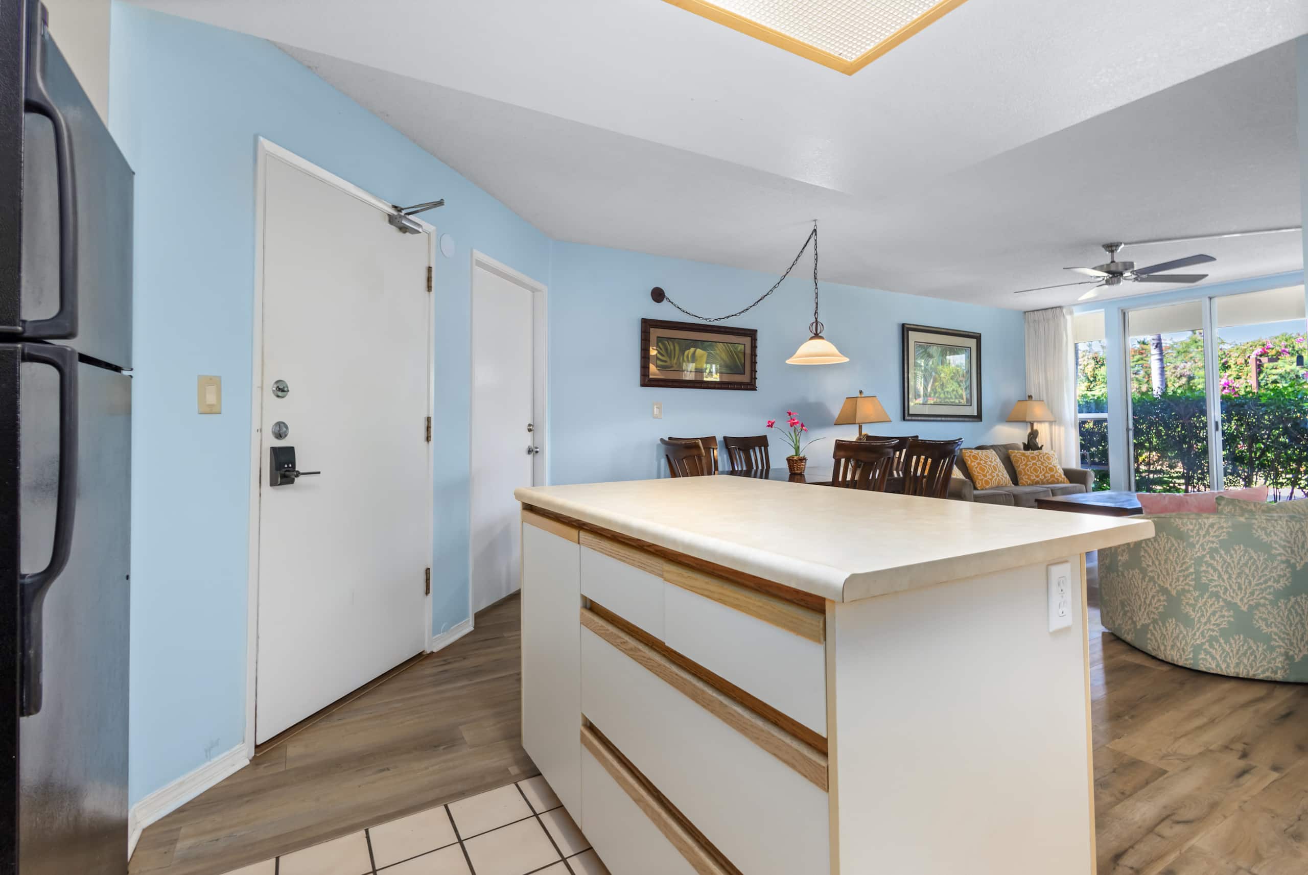 Condo in Kihei · ★4.45 · 1 bedroom · 2 beds · 1 bath - Image 7