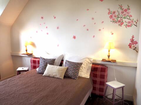 Apartment-Wet room-Garden View