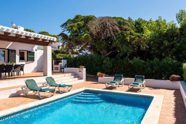 Bini Carmen gallery image 5