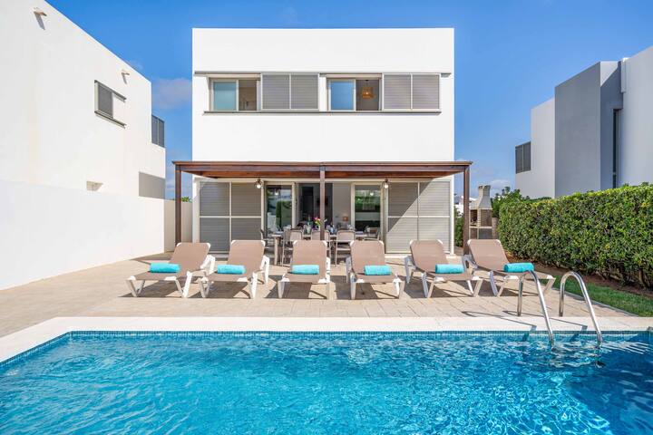 Villa Oleander gallery image 2