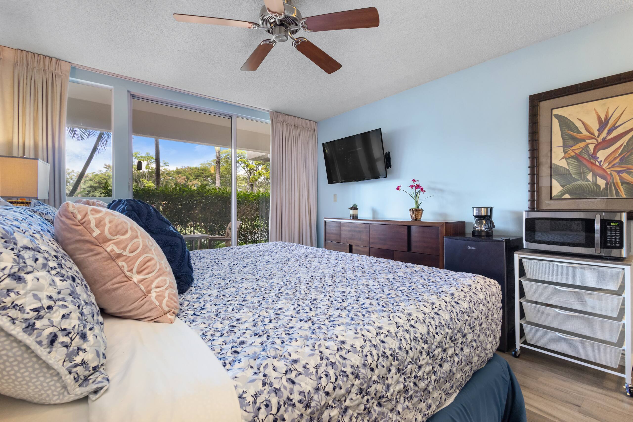 Condo in Kihei · ★4.45 · 1 bedroom · 1 bed · 1 shared bath - Image 7