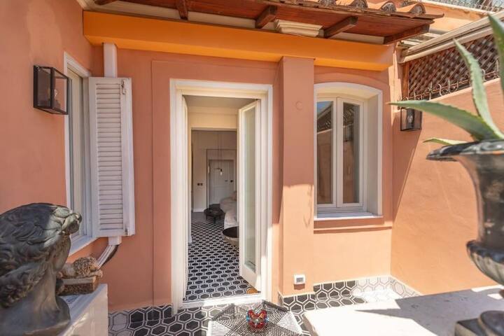 Via Veneto Supreme Terrace gallery image 3