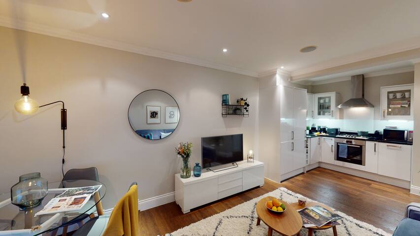Madison Hill London managed Airbnb listing 2