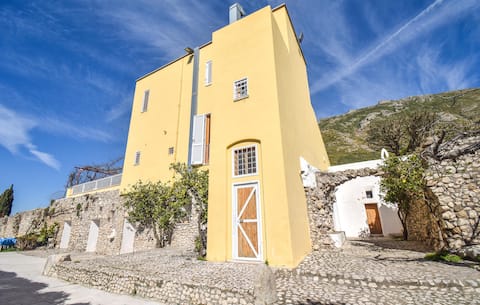 3 bedroom stunning home in Mondragone