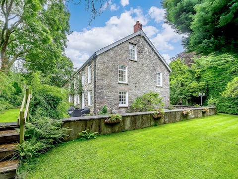 2 Bed in Aberporth (85444)
