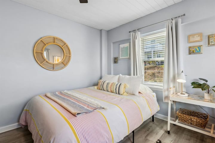 Spálňa pre hostí s manželskou posteľou Queen