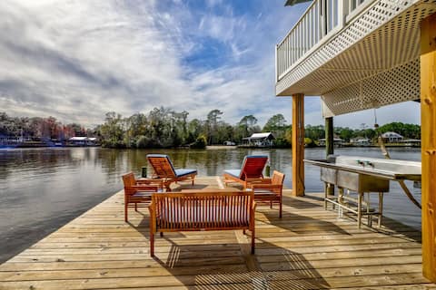 The Whole Crew Will Love This Waterfront Retreat