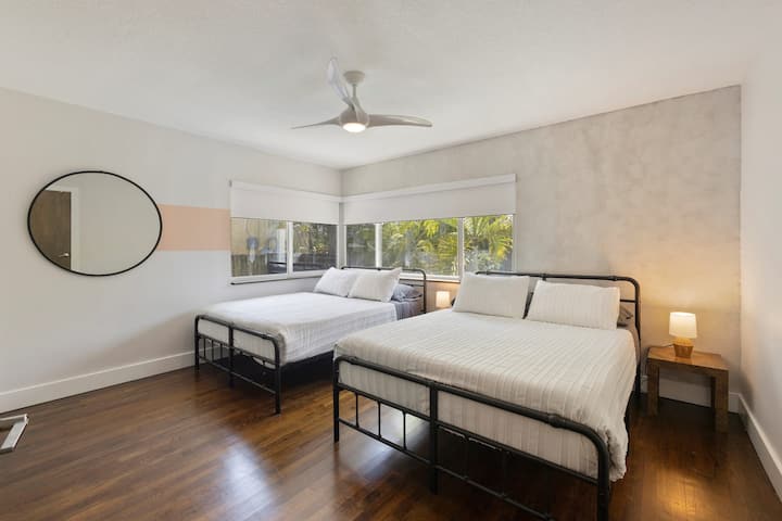 ¡El dormitorio #2 tiene 2 camas tamaño queen!