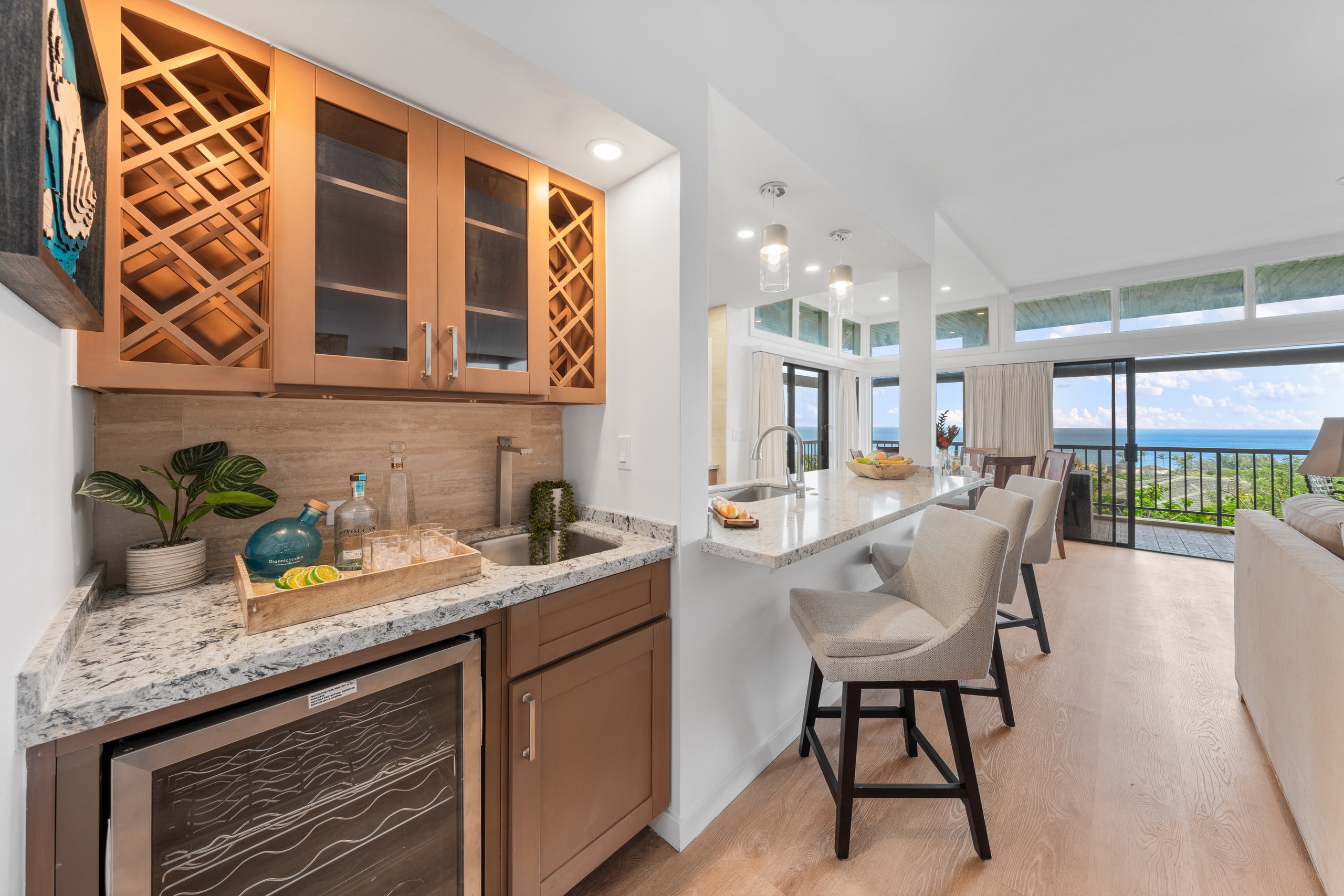 Condo in Lahaina · ★4.89 · 2 bedrooms · 4 beds · 3 baths - Image 9