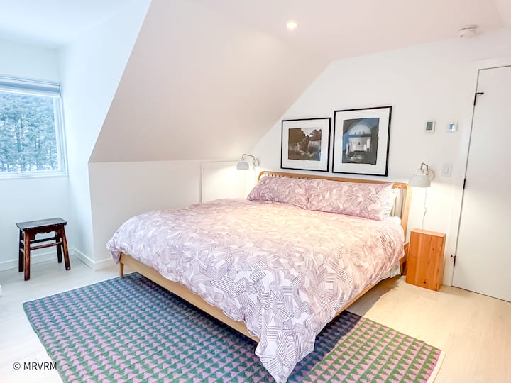 Glavna spavaća soba - drugi kat - bračni krevet