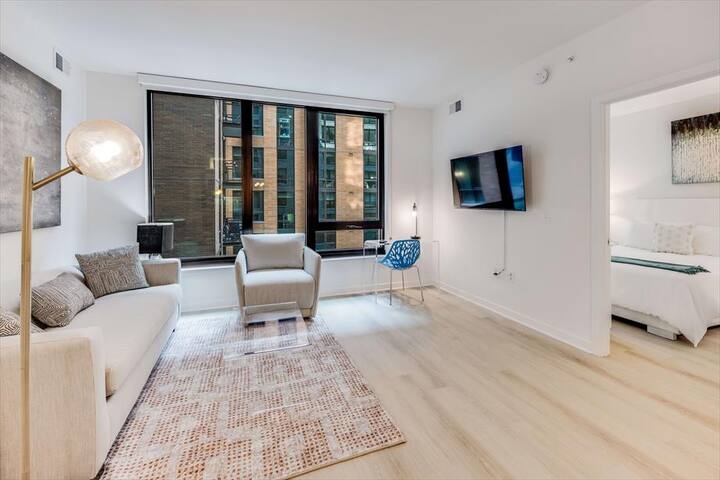 2BR Near Union Market | Lux Amenities gallery image 3