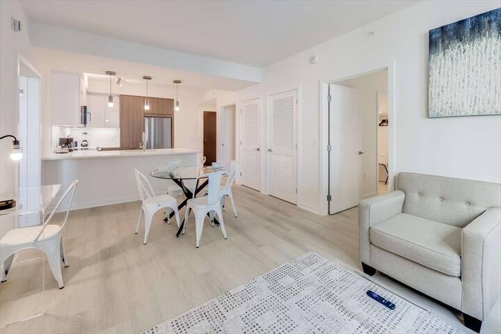 Close to DC Landmarks! 2BR nr US Capitol gallery image 3