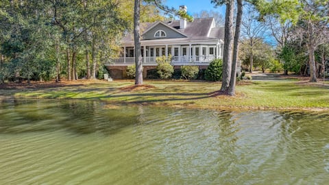 Serene Golf Course retreat in DeBordieu
