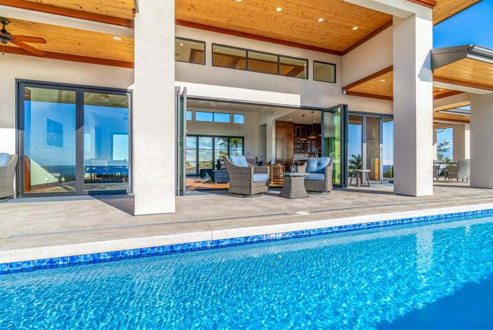 Gorgeous Newly-Built Home w/ Panoramic Ocean Views gallery image 4