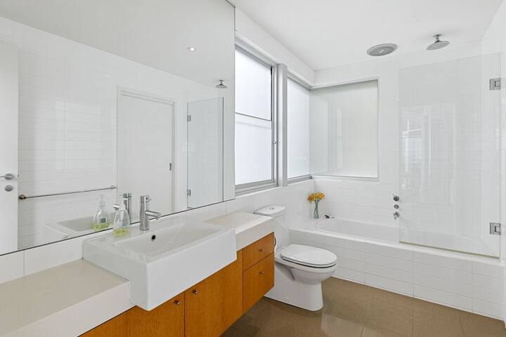 Sandbanks gallery image 4