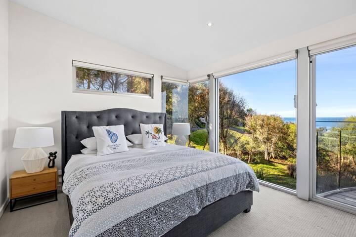 Sandbanks gallery image 3